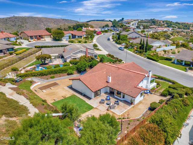 1136 Horizon Drive, Ventura CA: https://media.crmls.org/mediaz/53eaa1c2-5a34-4508-afbc-18818e841ca5.jpg