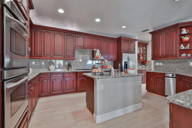 Image 31 of 87 For 5100 Thalia Drive