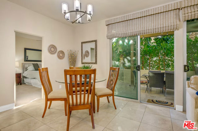 78225 Cabrillo Lane, Indian Wells CA: https://media.crmls.org/mediaz/53eab48b-4e9b-4b73-91a3-433974d59e51.jpg