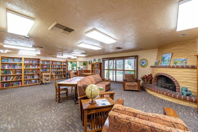 11225 Village 11, Camarillo CA: https://media.crmls.org/mediaz/53eb086f-5a73-46e1-a73a-b6096bc570ec.jpg