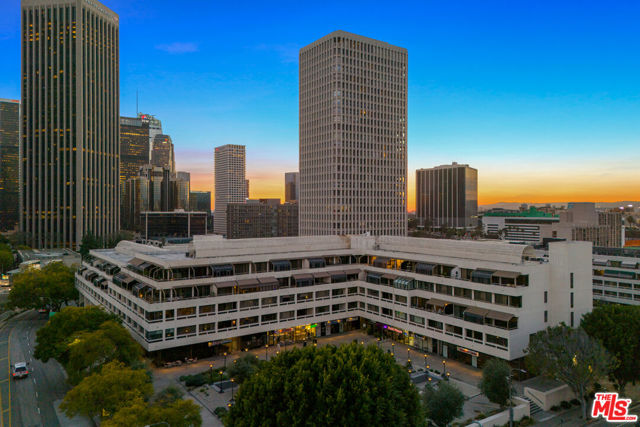 121 Hope Street, Los Angeles, California 90012, 1 Bedroom Bedrooms, ,1 BathroomBathrooms,Condominium,For Sale,Hope,24433171