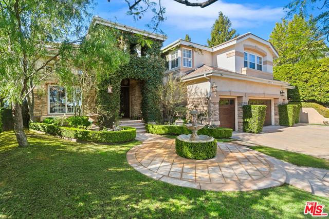 24822 Wooded Vista, West Hills CA: https://media.crmls.org/mediaz/53ebf1a7-159c-4af0-8e17-fd0566a71250.jpg