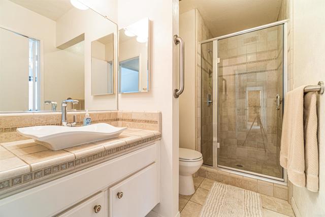 Detail Gallery Image 16 of 26 For 1702 Rosemary Ct, Escondido,  CA 92026 - 2 Beds | 2 Baths