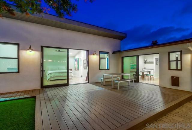 4471 Rolando Blvd, San Diego CA: https://media.crmls.org/mediaz/53ee7819-bb8e-4214-8dc1-c6ced6757570.jpg