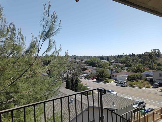 7845 Golfcrest Dr, San Diego CA: https://media.crmls.org/mediaz/53ef61e5-2865-457e-8f11-efee30d9c134.jpg