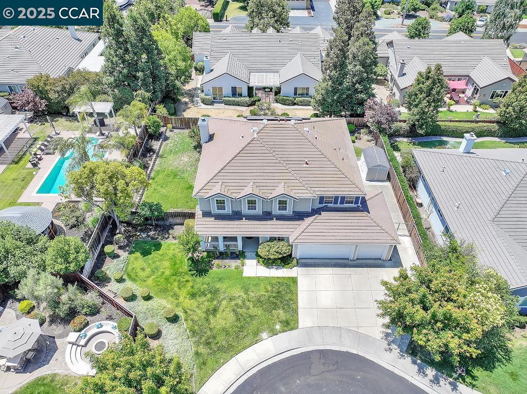 5138 Nathalee Dr