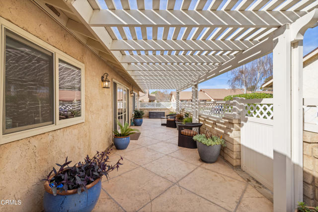 34124 Village 34, Camarillo CA: https://media.crmls.org/mediaz/53f02877-f190-4d7f-8edb-b5dc3f5d7338.jpg