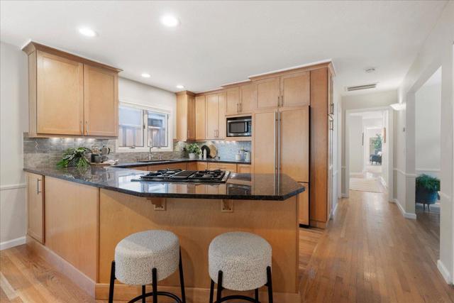 244 Hillview Avenue, Redwood City CA: https://media.crmls.org/mediaz/53f03de1-cc08-4261-a90c-e19019b8c6e6.jpg