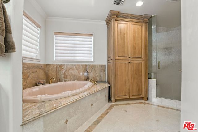 Drew Fenton | 16560 Park Lane Circle Los Angeles CA | MLS: 7286867