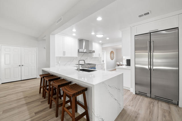 39060 Kilimanjaro Court, Palm Desert CA: https://media.crmls.org/mediaz/53f06a20-3a9f-47f2-8e86-47710d3f317a.jpg