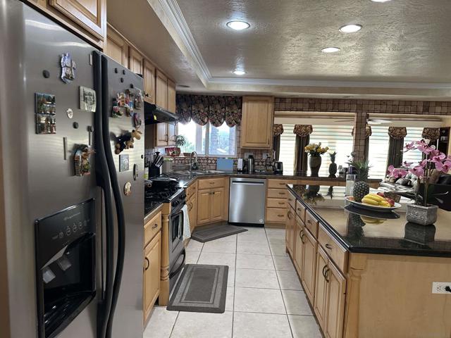 Image 20 of 47 For 12421 Greens East Rd