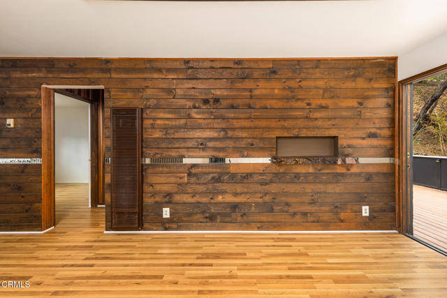 11220 N Ventura Avenue, Ojai CA: https://media.crmls.org/mediaz/53f12c4b-fc2c-421a-84aa-2a61b4b5f197.jpg