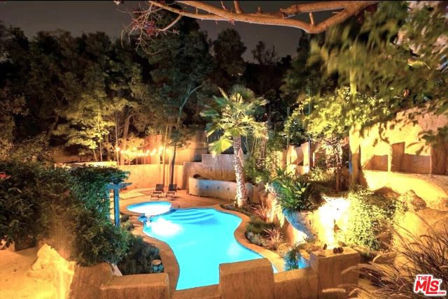 Private and Secluded Oasis