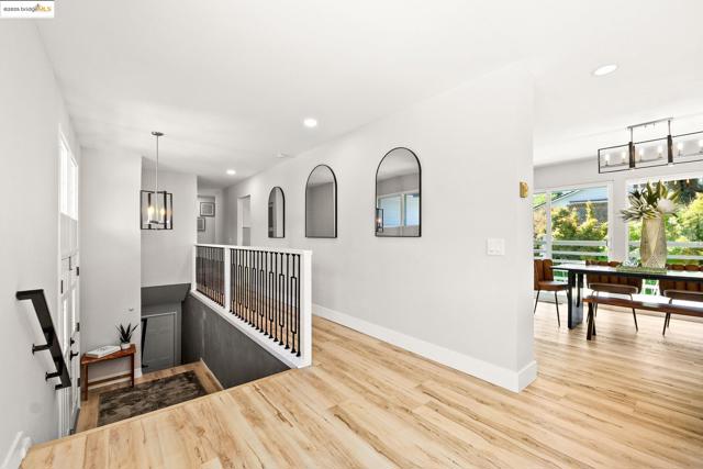 3459 Pinewood Dr, Hayward CA: https://media.crmls.org/mediaz/53f3245f-9f1d-414c-9c55-86091110e883.jpg