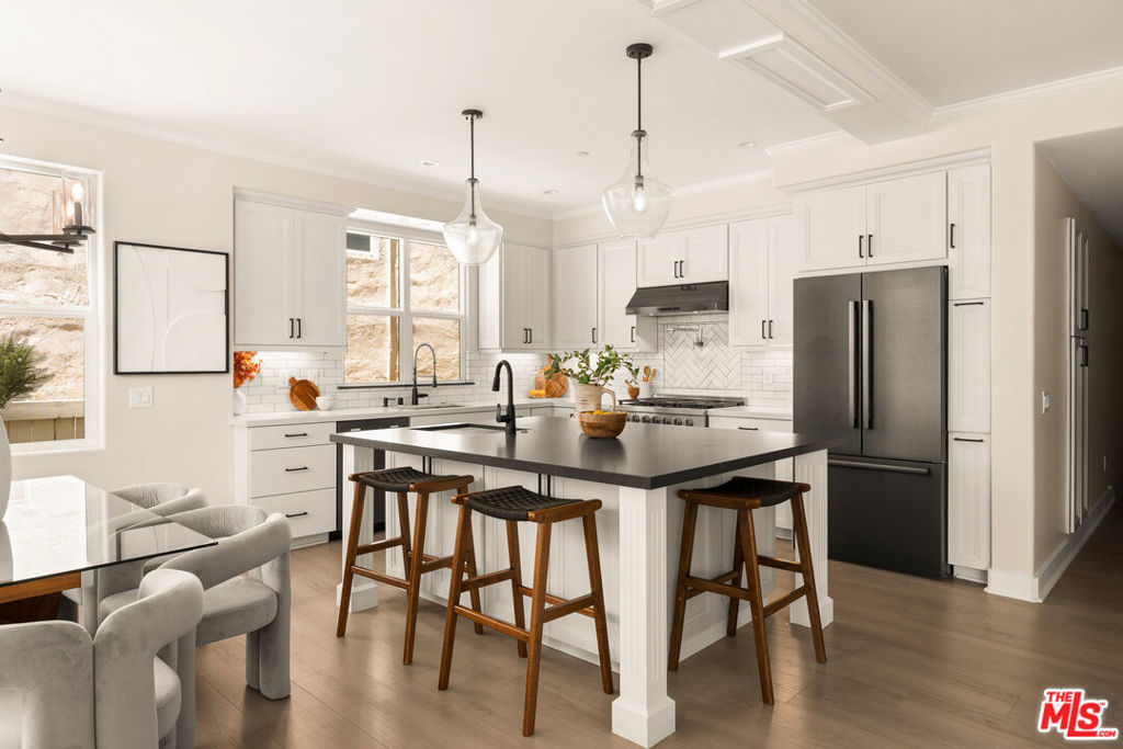 812 Cleveland Street - photo 4
