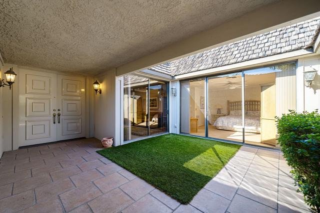 13 Duke Drive, Rancho Mirage CA: https://media.crmls.org/mediaz/53f34624-5845-453d-9676-360d5ab18e88.jpg