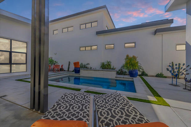 151 Holliday Way, Palm Springs CA: https://media.crmls.org/mediaz/53f3e56b-2ee8-4f92-81e5-7eb9c440518f.jpg