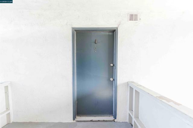 1700 Market Ave, San Pablo CA: https://media.crmls.org/mediaz/53f41361-4a22-4b7a-8f7a-de401697116b.jpg