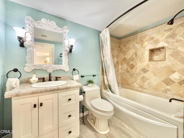 Detail Gallery Image 18 of 28 For 2231 Martinique Ln, Oxnard,  CA 93035 - 2 Beds | 2 Baths