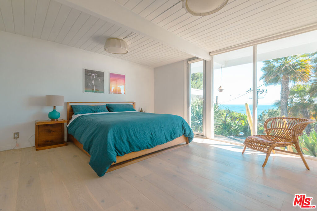 MLS #25503537 img 15