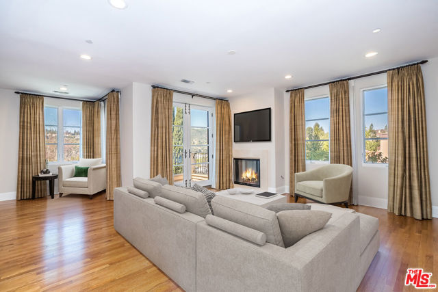 2167 Sheringham Lane, Los Angeles CA: https://media.crmls.org/mediaz/53f62710-2eeb-41f0-b221-05e6ac18b44a.jpg