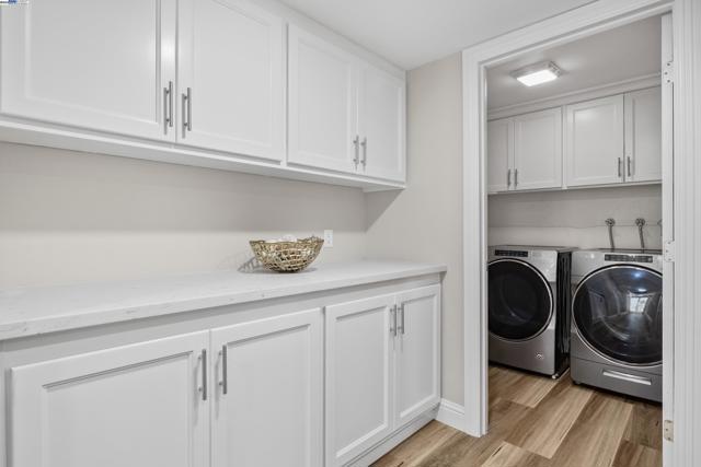 553 Saint George Rd, Danville CA: https://media.crmls.org/mediaz/53f635e4-4ece-4e86-8238-c1c8c92621db.jpg