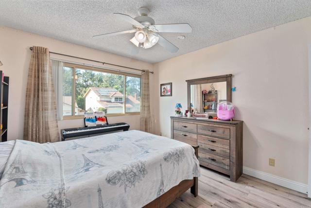 Detail Gallery Image 26 of 38 For 10491 Moorpark St, Spring Valley,  CA 91978 - 4 Beds | 3 Baths