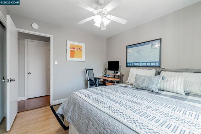49 Terra Bella Dr, Walnut Creek CA: https://media.crmls.org/mediaz/53f76c32-a814-4912-a30a-c2e2cdf794ff.jpg