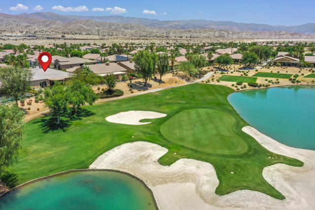 81569 Corte Monteleon, Indio CA: https://media.crmls.org/mediaz/53f8b56a-05a0-4306-936d-48b5051d5e3b.jpg