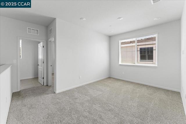 4207 Markovich Ct, Richmond CA: https://media.crmls.org/mediaz/53f9ac9a-9bb0-4b51-b321-8a45532fe054.jpg