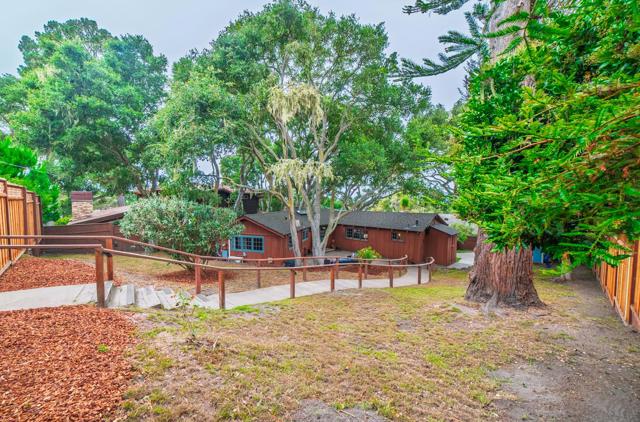 1034 Hillside Avenue, Pacific Grove CA: https://media.crmls.org/mediaz/53fd1f83-5ed6-4c1a-81fb-476b6b82cc0c.jpg