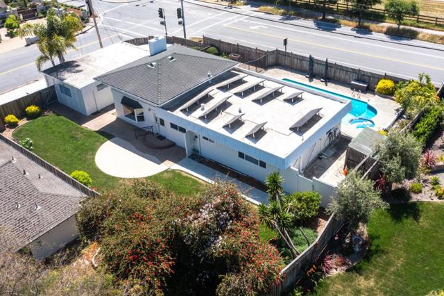 576 Sims Road, Santa Cruz CA: https://media.crmls.org/mediaz/53feaa98-0835-4493-93bc-8b243cfb2160.jpg