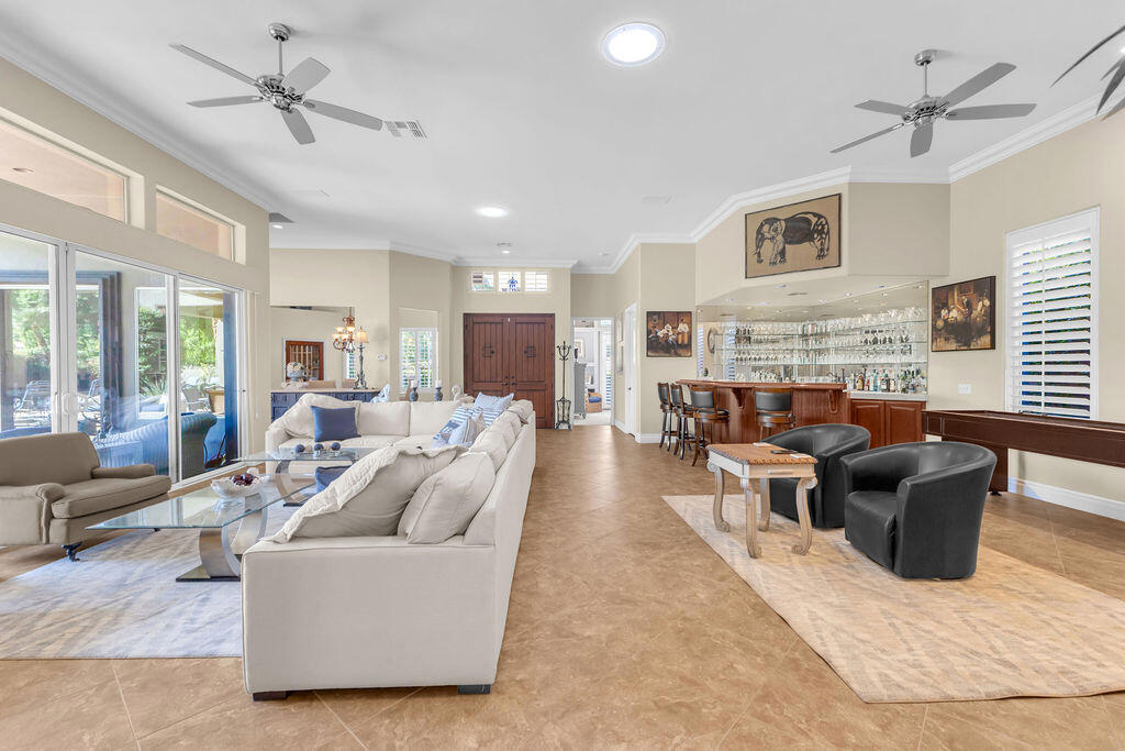 MLS #219138315DA image #7