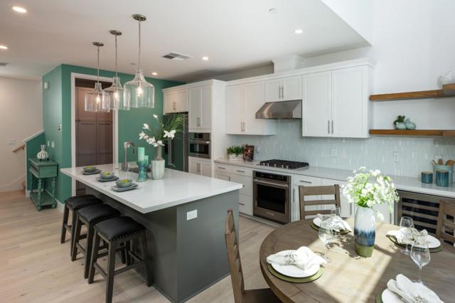 15117 Shore Drive, Los Gatos CA: https://media.crmls.org/mediaz/53ff9245-0b85-4313-936d-5c024257f34c.jpg