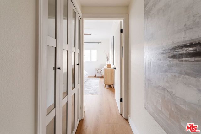 11737 Darlington Avenue, Los Angeles CA: https://media.crmls.org/mediaz/54004e4a-4a87-4368-986e-68d26c491d14.jpg