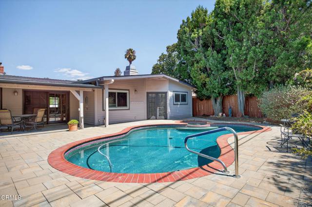 1180 Bonmark Drive, Ojai CA: https://media.crmls.org/mediaz/5400d353-8fb2-491f-ab56-33e953d27b5f.jpg
