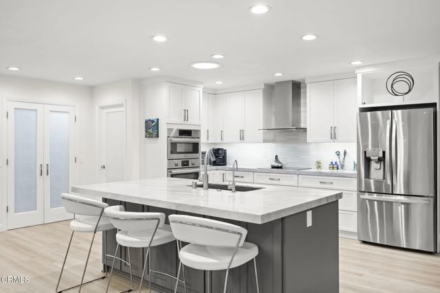 311 w W Summer Street, Ojai CA: https://media.crmls.org/mediaz/540103d8-ba81-4f68-83b8-c6f3f1be484a.jpg