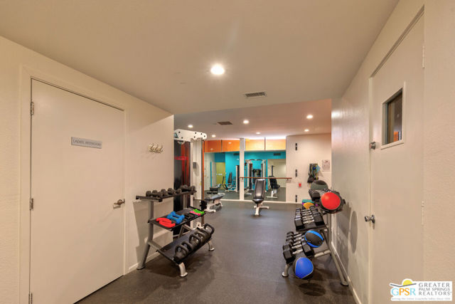 2181 S Toledo Avenue, Palm Springs, CA 92264