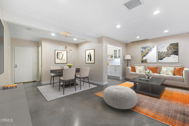 Detail Gallery Image 1 of 47 For 11912 Riverside Dr #20,  Valley Village,  CA 91607 - 2 Beds | 3 Baths