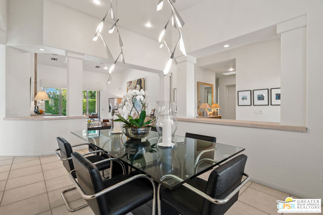 36750 Nancy Lane, Rancho Mirage CA: https://media.crmls.org/mediaz/5402053e-7c02-44ad-9bd3-f349730a3559.jpg