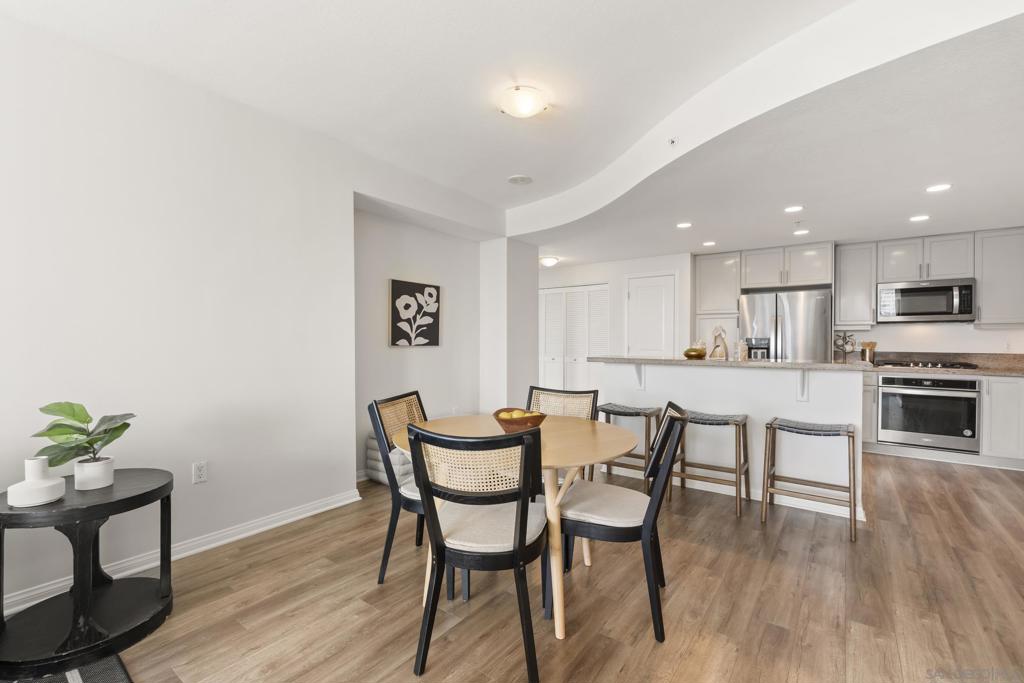 510 1st Ave - photo 8
