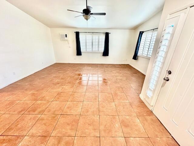 Image 10 of 44 For 73073 Santa Rosa Way