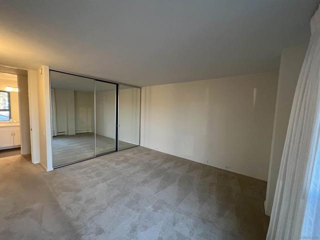 Image 3 of 7 For 8111 Camino Del Oro  F