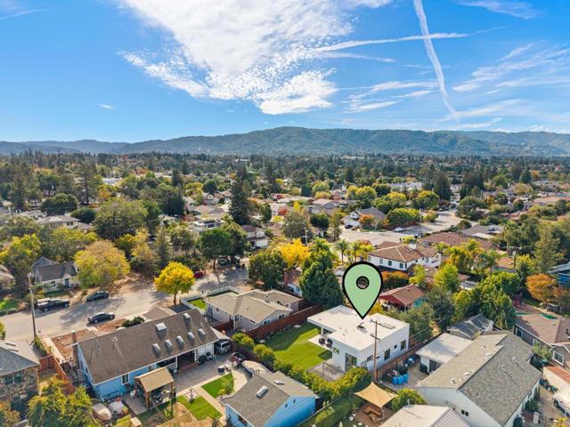 1089 Audrey Avenue, Campbell CA: https://media.crmls.org/mediaz/5403faf2-f6bd-44b1-adf4-5ed2c7ad9679.jpg