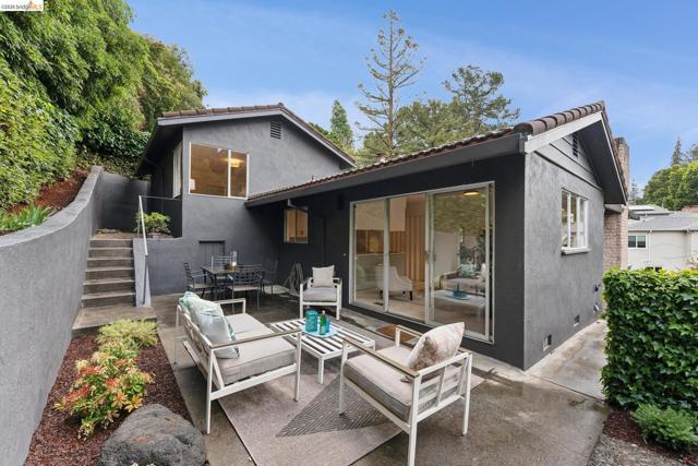 Image 33 of 39 For 7 Cavanaugh  