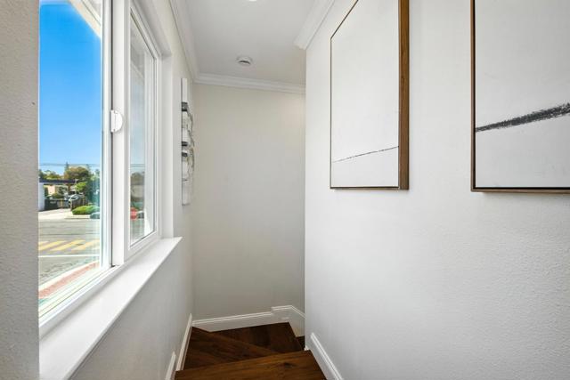 552 Borregas Avenue, Sunnyvale CA: https://media.crmls.org/mediaz/54043d1a-390b-48f2-900c-e8d2e66e151d.jpg