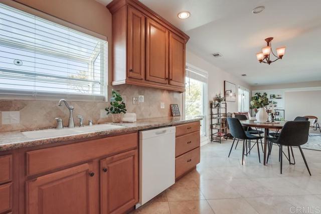 Detail Gallery Image 16 of 54 For 3621 Vista Campana S #92,  Oceanside,  CA 92057 - 2 Beds | 2 Baths