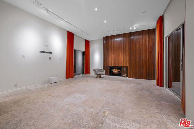 3625 Lowry Road, Los Angeles CA: https://media.crmls.org/mediaz/540515cd-5cfe-46ac-adeb-7c03c4f237a9.jpg