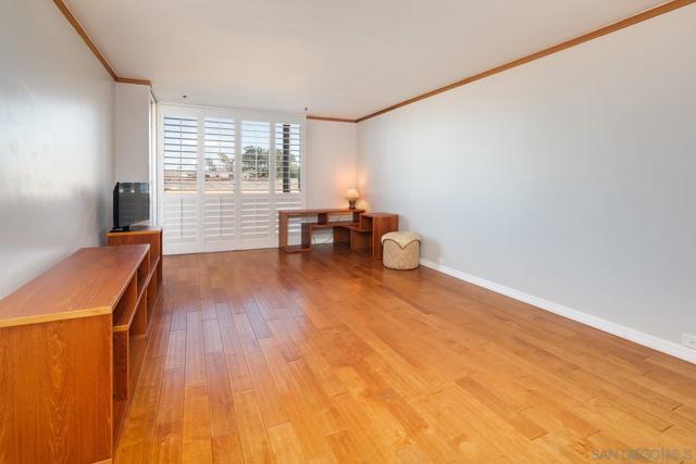 Image 7 of 25 For 800 Prospect St  3e