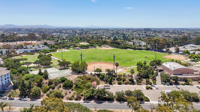 8338 Regents Rd., San Diego CA: https://media.crmls.org/mediaz/540599a1-55a4-49b7-959f-d2b62aa7d4d6.jpg